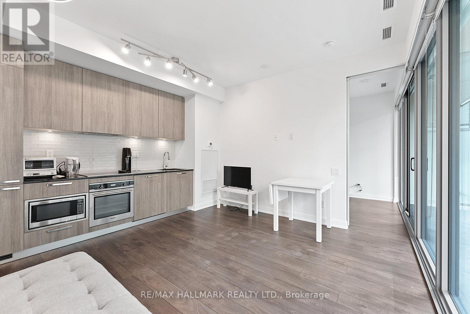 601 - 50 Charles Street E, Toronto, Ontario  M4Y 0C3 - Photo 10 - C12152802