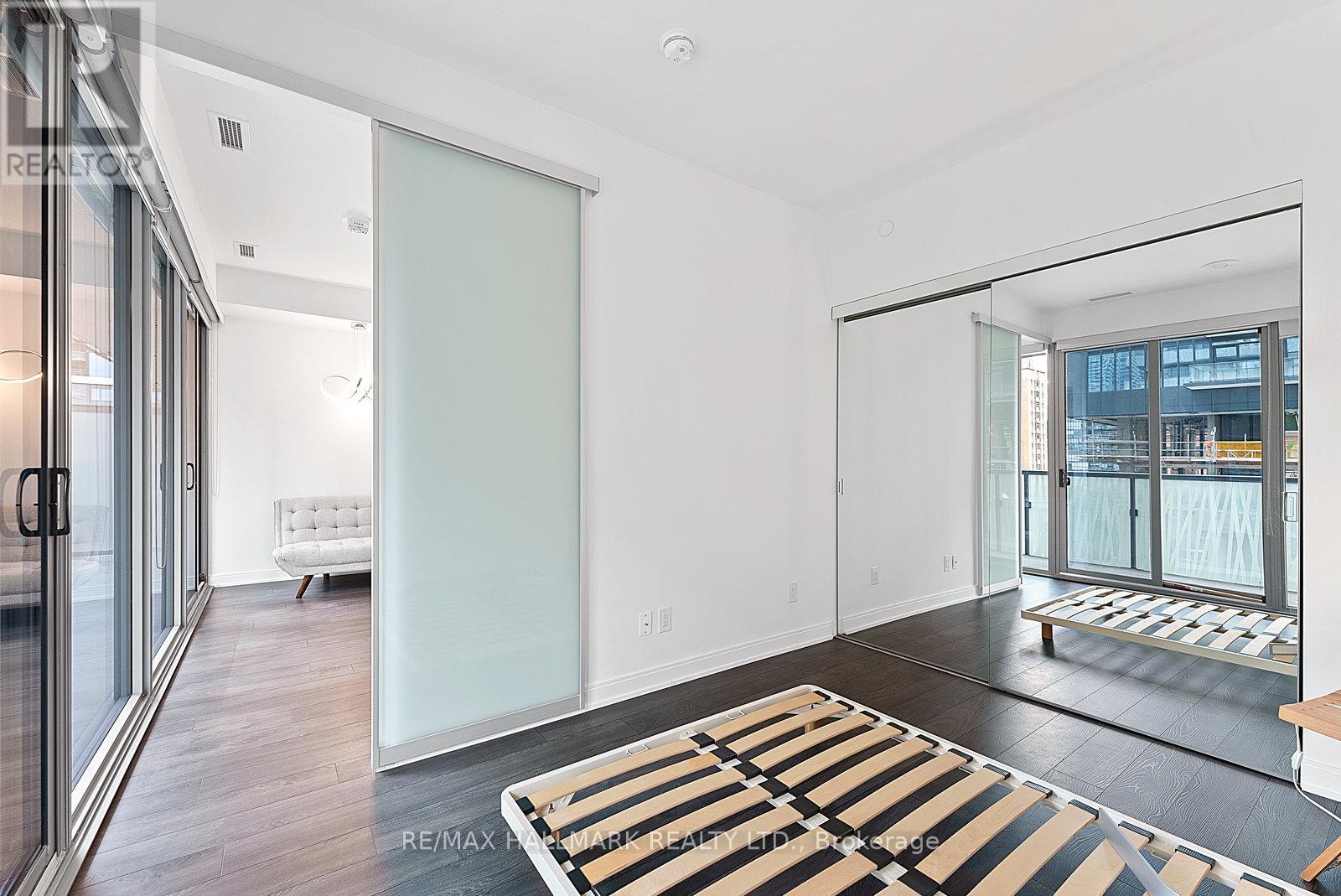 601 - 50 Charles Street E, Toronto, Ontario  M4Y 0C3 - Photo 13 - C12152802