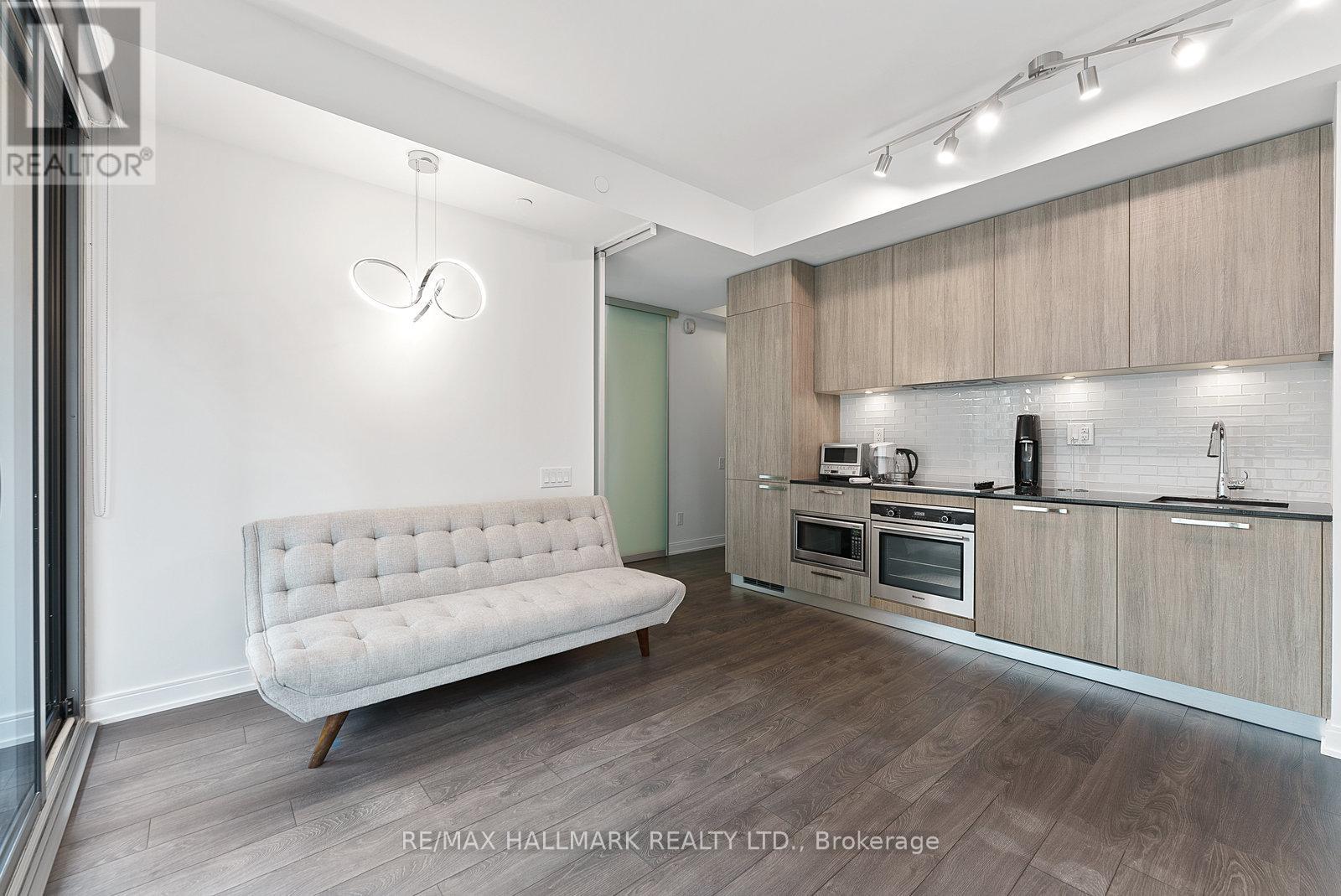 601 - 50 Charles Street E, Toronto, Ontario  M4Y 0C3 - Photo 8 - C12152802
