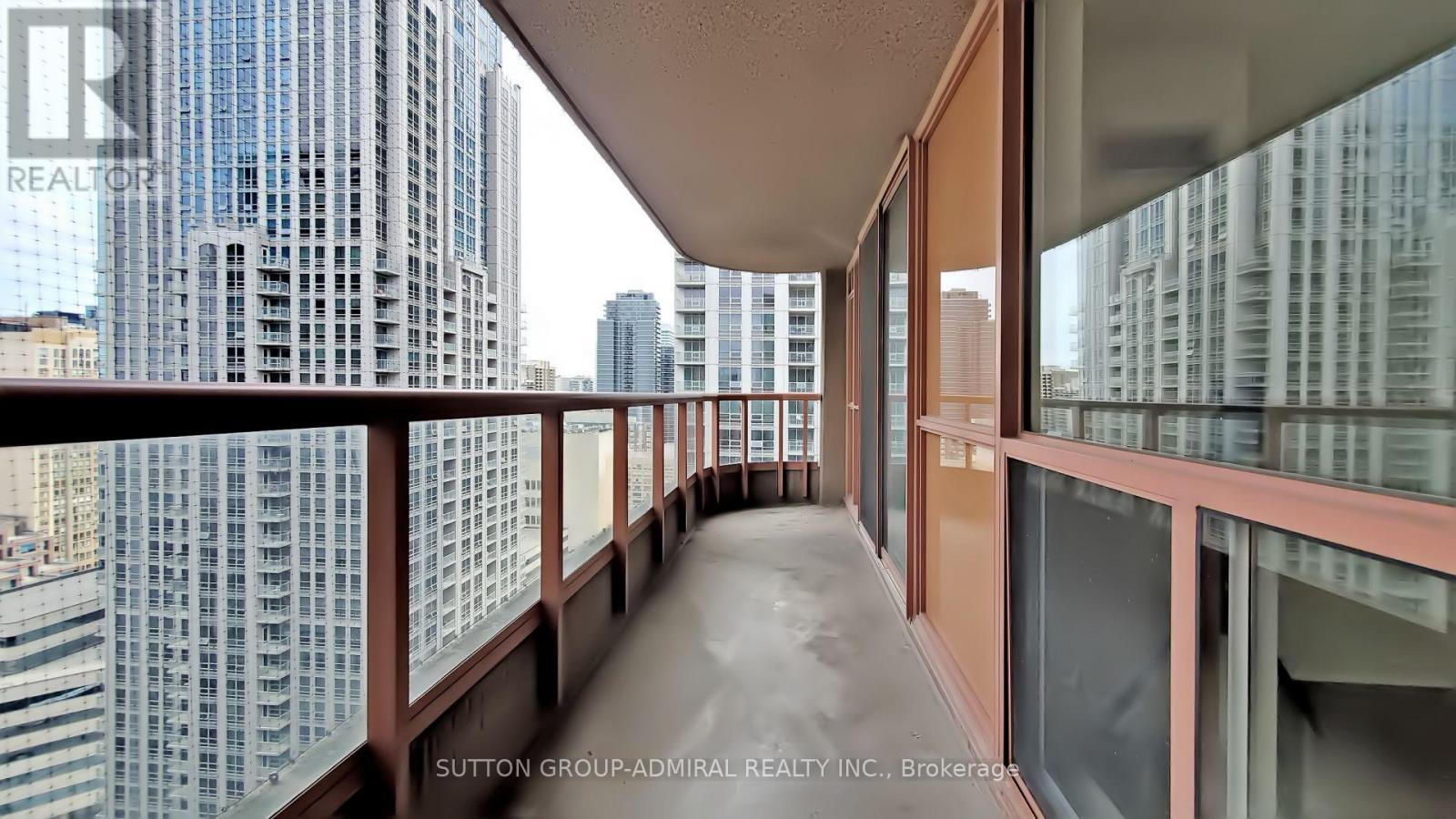 2708 - 736 Bay Street, Toronto, Ontario  M5G 1N6 - Photo 10 - C12152810