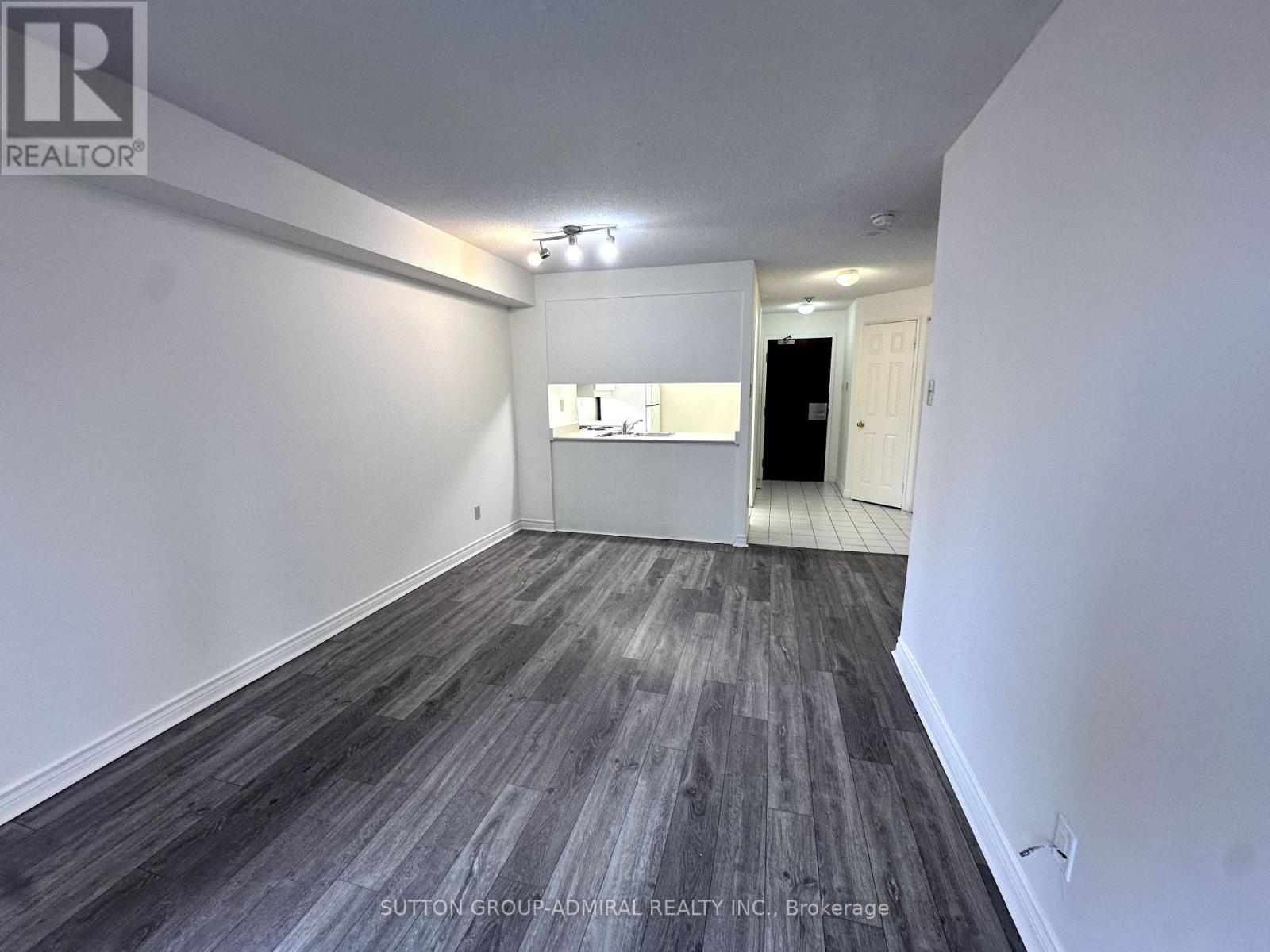 2708 - 736 Bay Street, Toronto, Ontario  M5G 1N6 - Photo 8 - C12152810