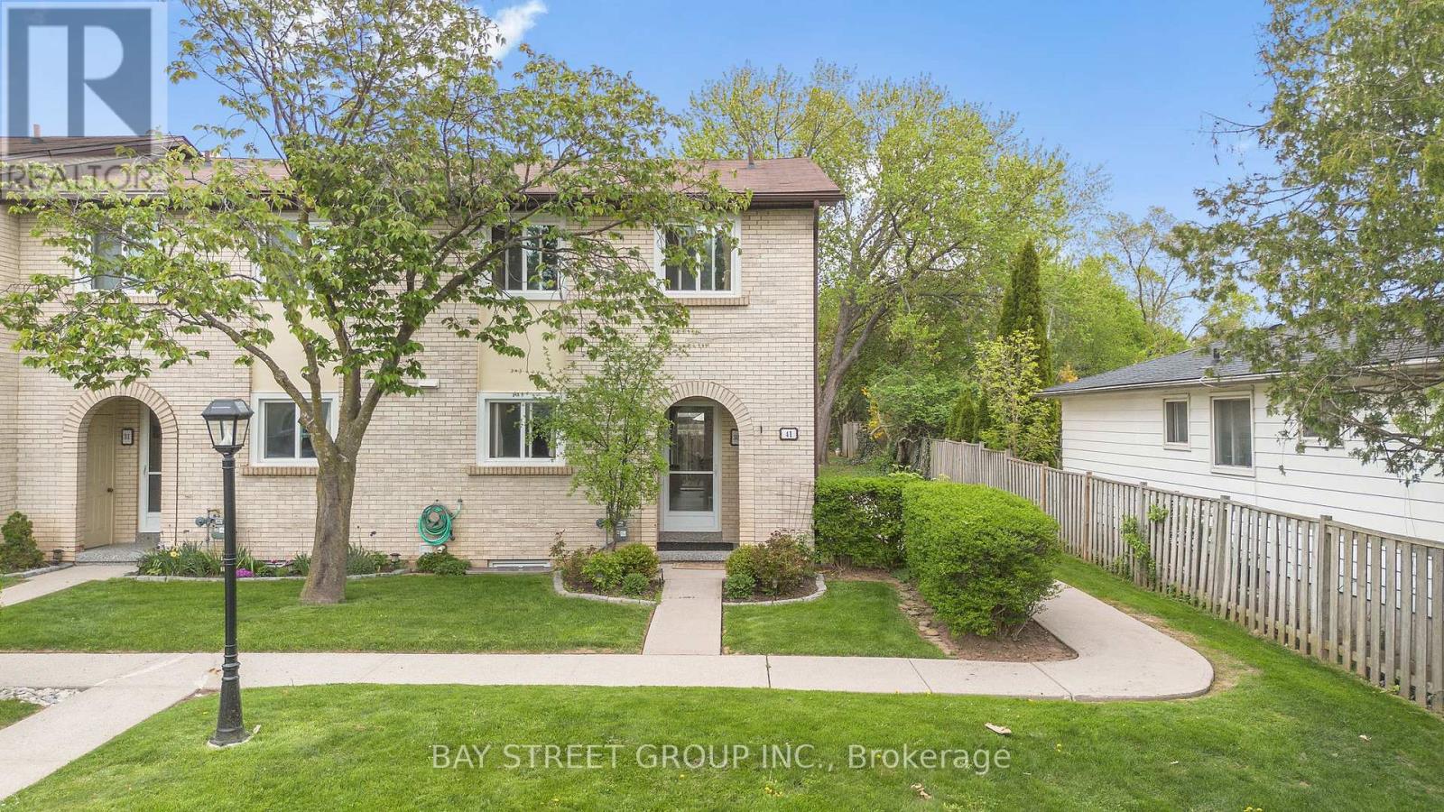 30 - 41 NADIA PLACE, Oakville, Ontario