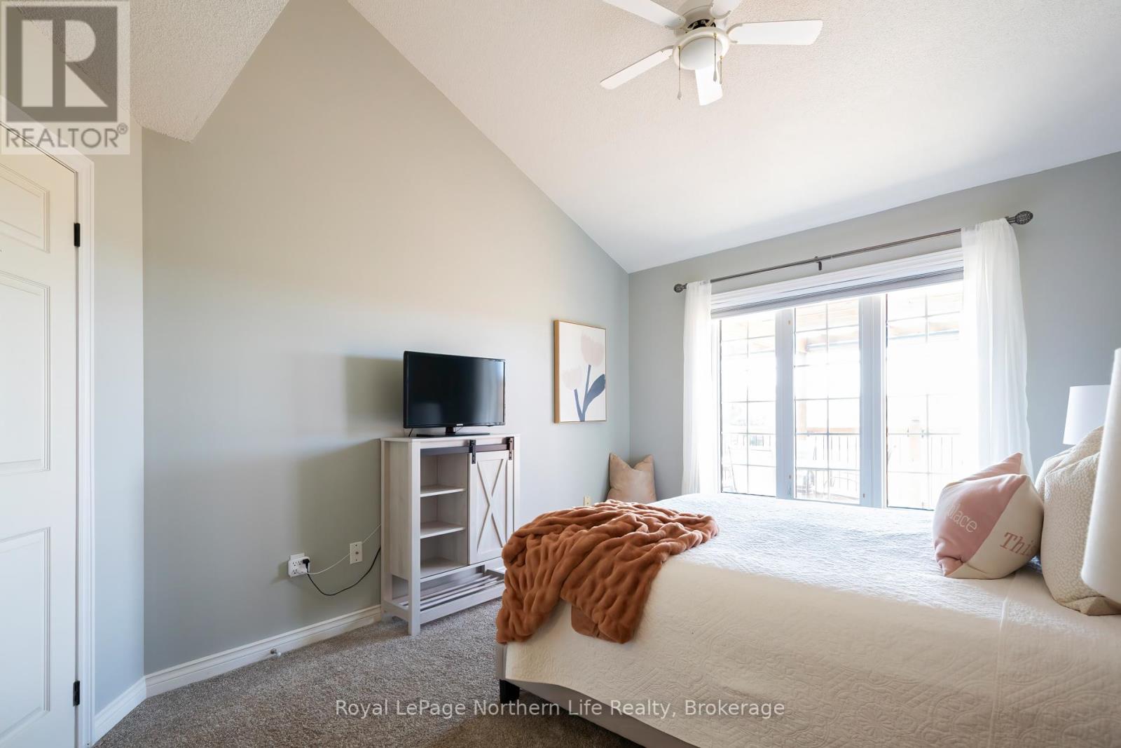 109 Fairway Drive, Callander, Ontario  P0H 1H0 - Photo 20 - X12100836