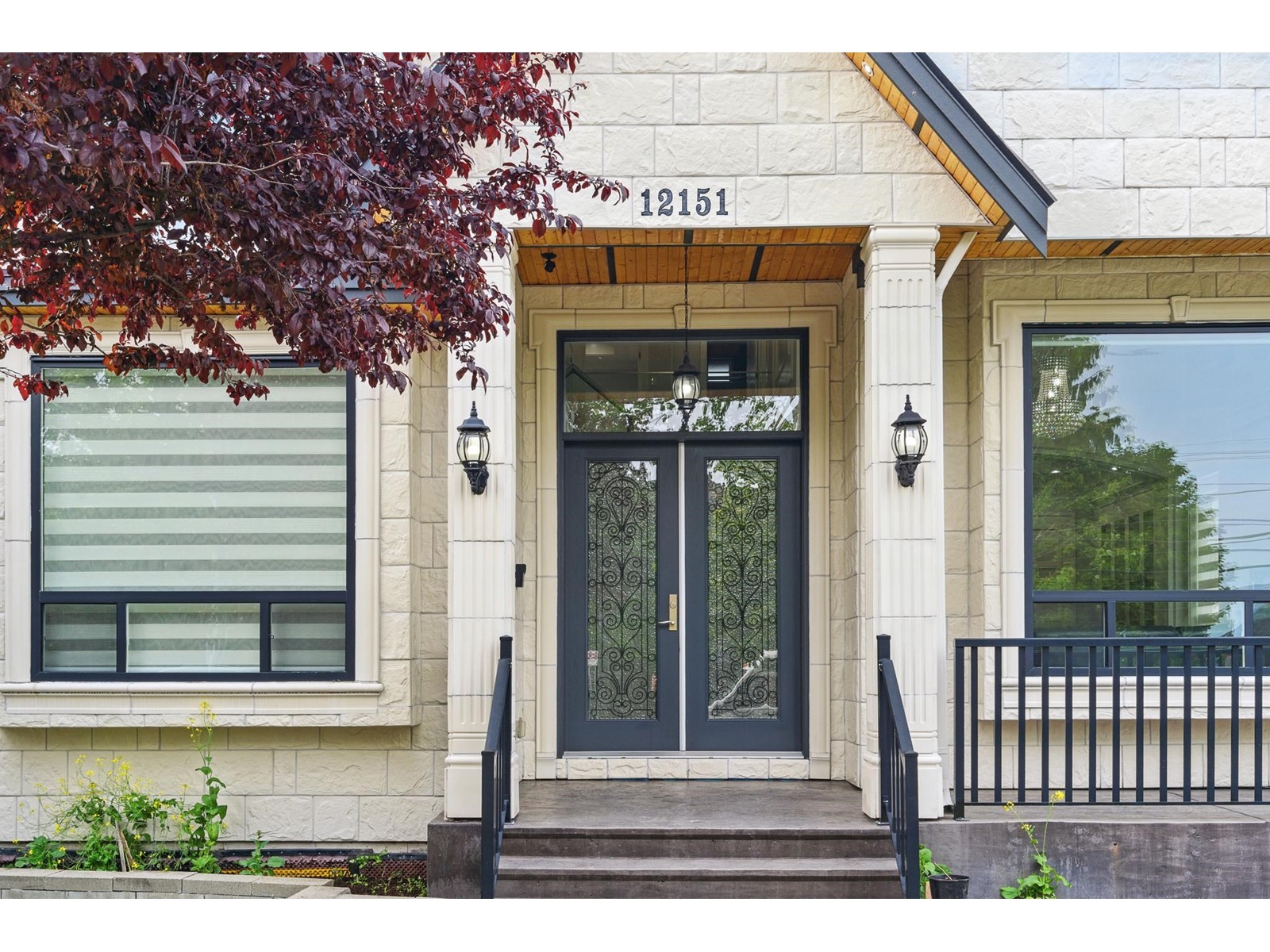 12151 66 Avenue, Surrey, British Columbia  V3W 1Z8 - Photo 4 - R3003560