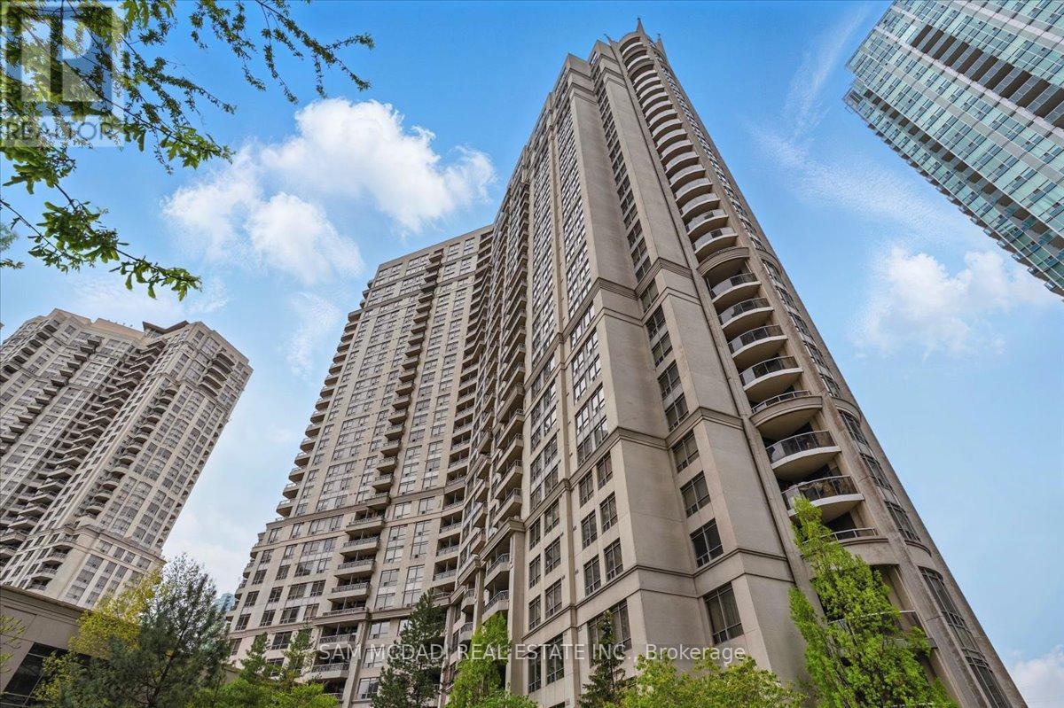 3028 - 3888 Duke Of York Boulevard, Mississauga, Ontario  L5B 4P5 - Photo 1 - W12152817