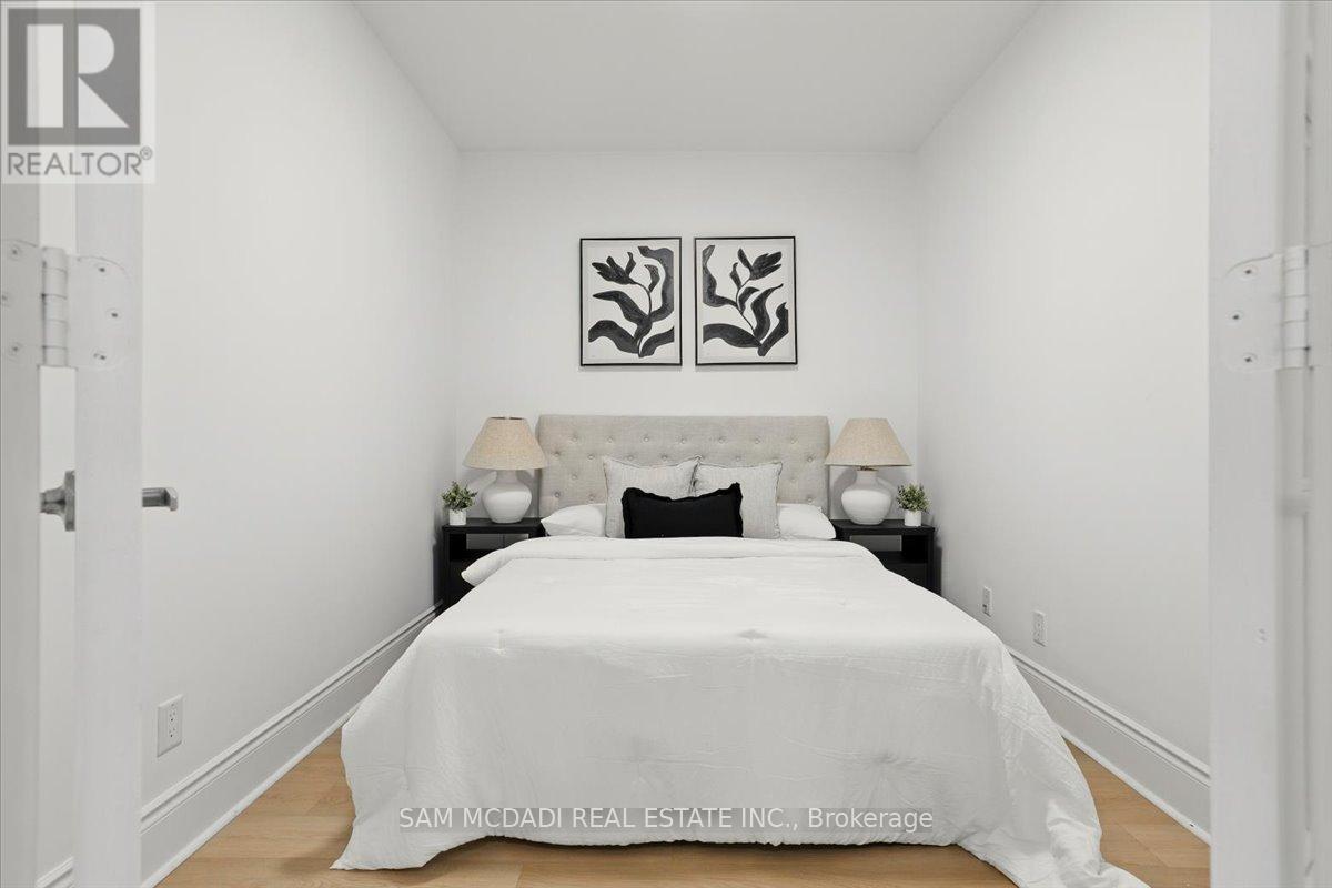 3028 - 3888 Duke Of York Boulevard, Mississauga, Ontario  L5B 4P5 - Photo 28 - W12152817