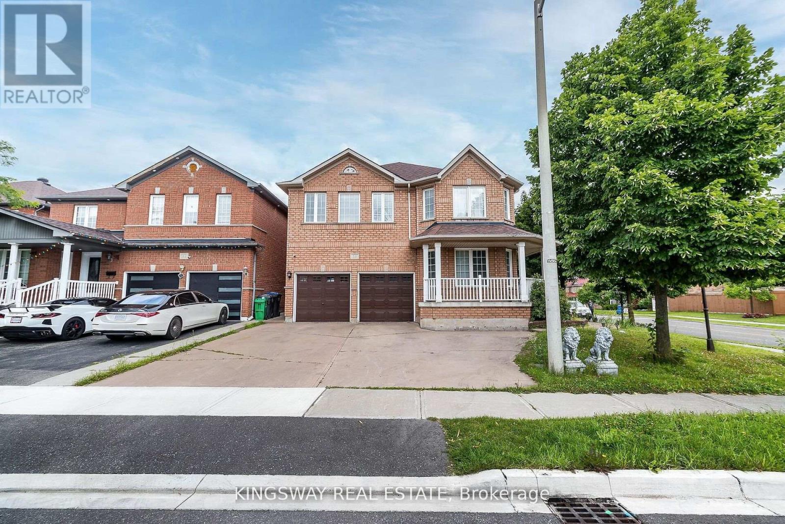 58 Leagate Street, Brampton, Ontario  L7A 2A9 - Photo 1 - W12152837