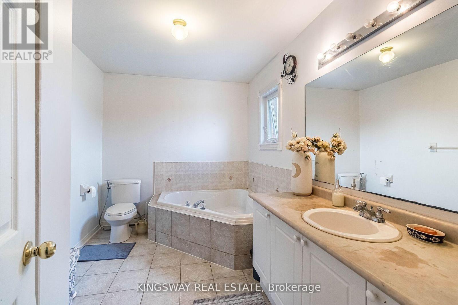 58 Leagate Street, Brampton, Ontario  L7A 2A9 - Photo 23 - W12152837