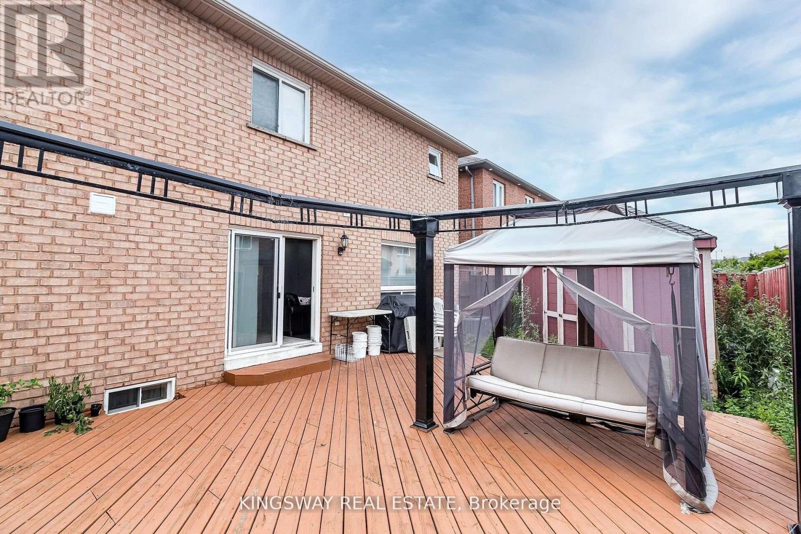 58 Leagate Street, Brampton, Ontario  L7A 2A9 - Photo 39 - W12152837