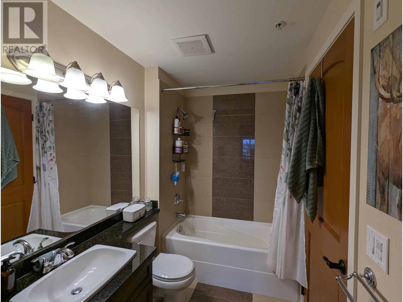 306 11935 Burnett Street, Maple Ridge, British Columbia  V2X 9A9 - Photo 11 - R2981516