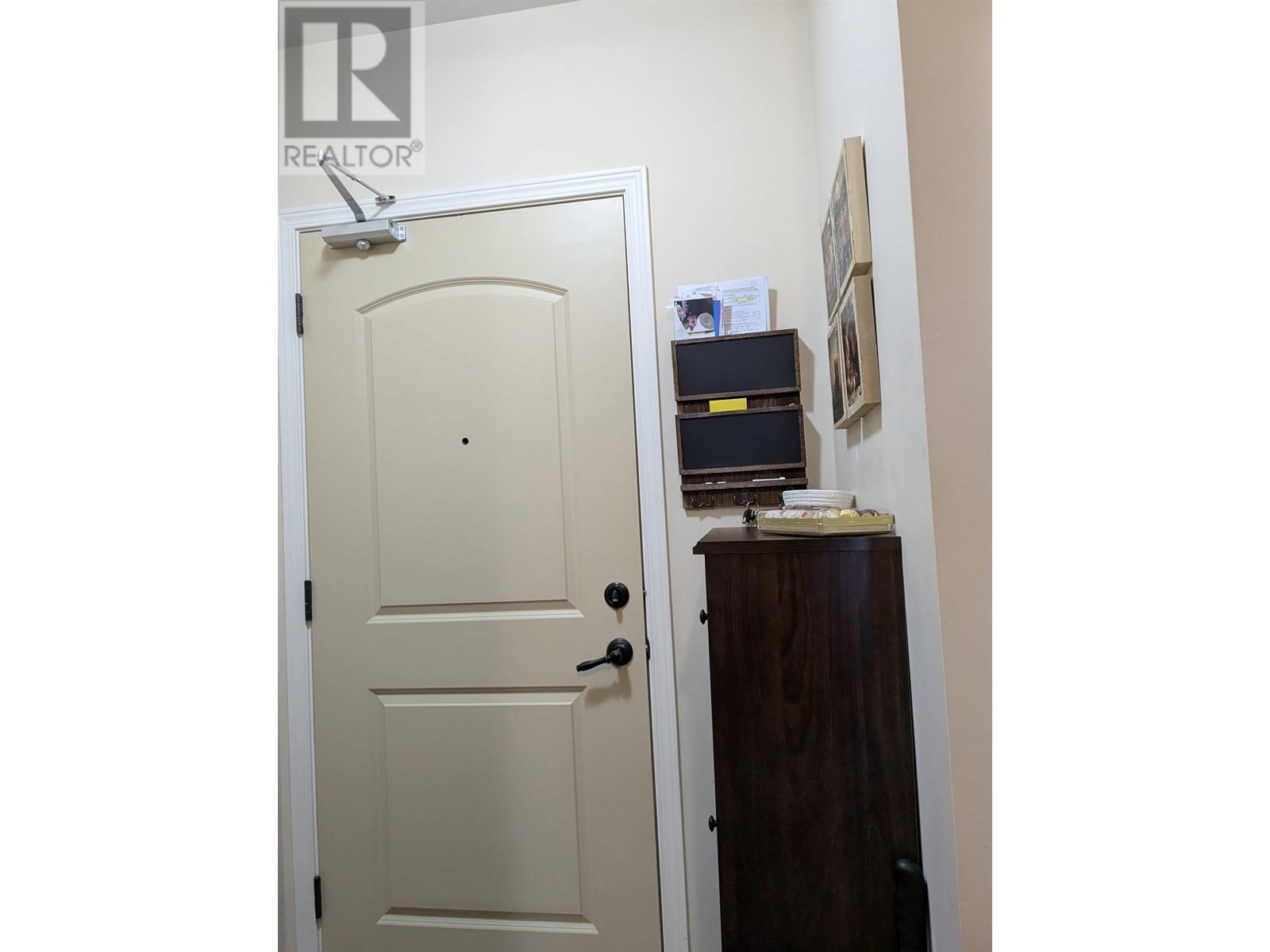 306 11935 Burnett Street, Maple Ridge, British Columbia  V2X 9A9 - Photo 6 - R2981516