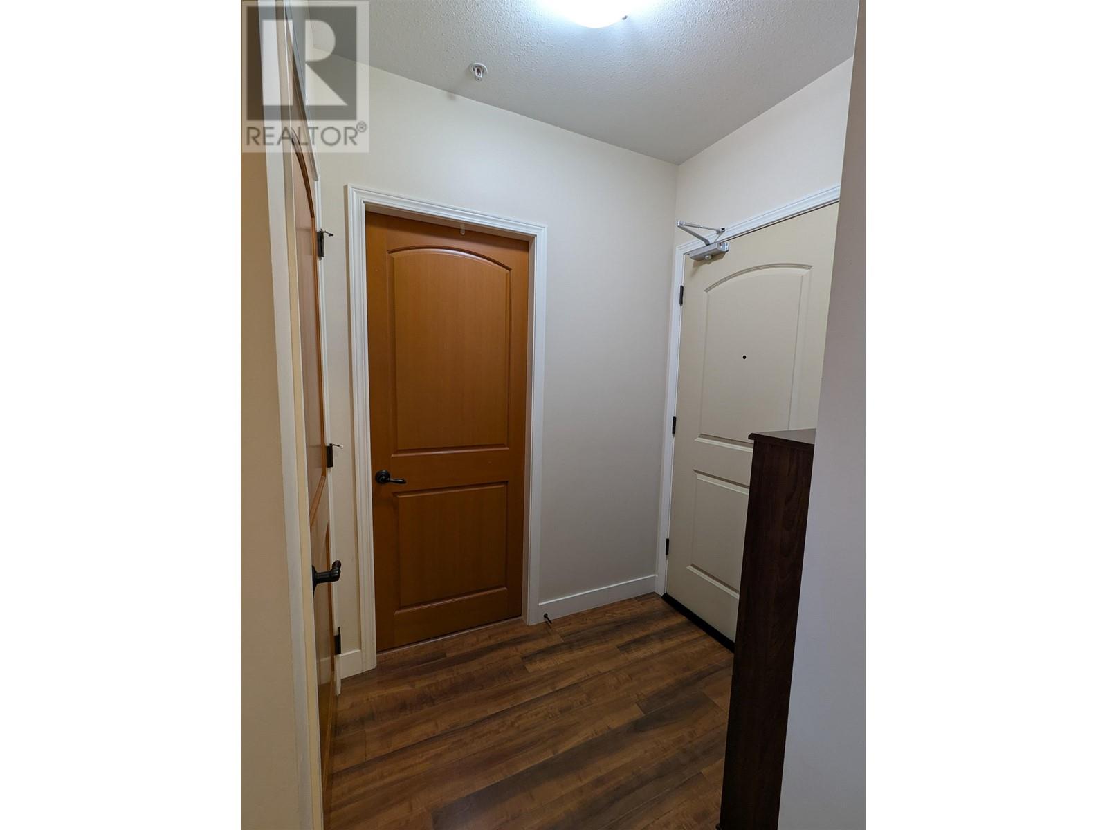 306 11935 Burnett Street, Maple Ridge, British Columbia  V2X 9A9 - Photo 7 - R2981516