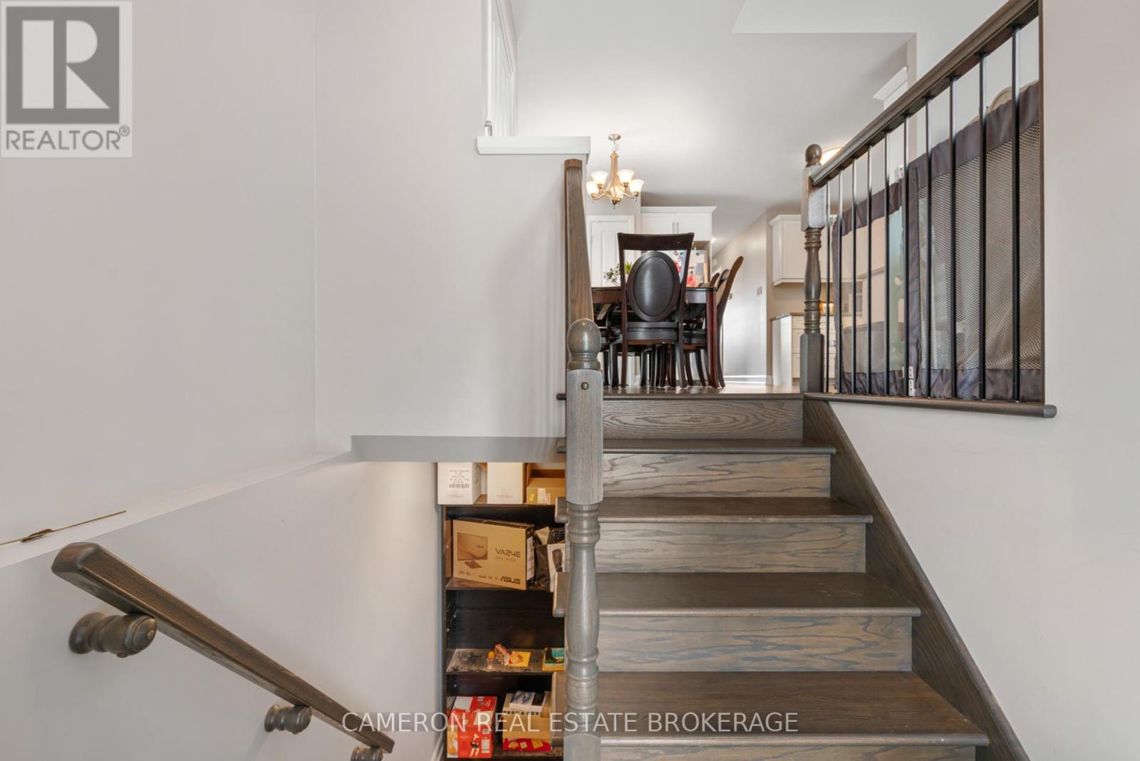 Property at 208 BELLWOOD DRIVE image 2