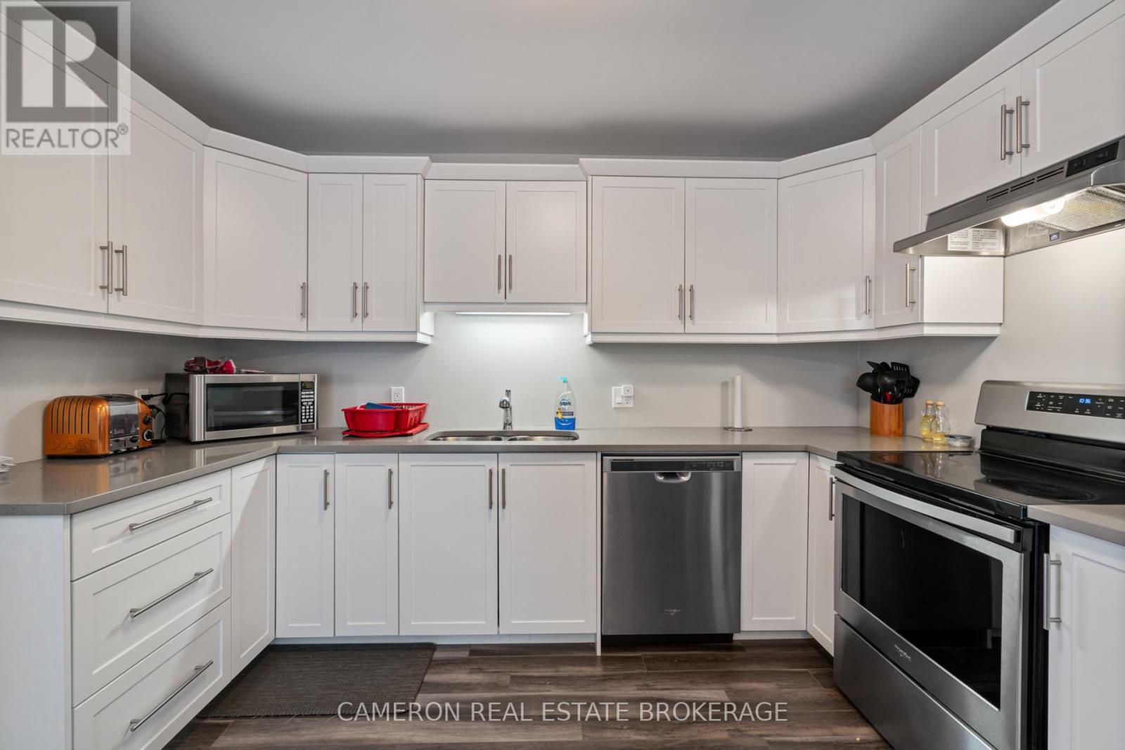 208 Bellwood Drive, Cornwall, Ontario  K6H 0G9 - Photo 5 - X12152421