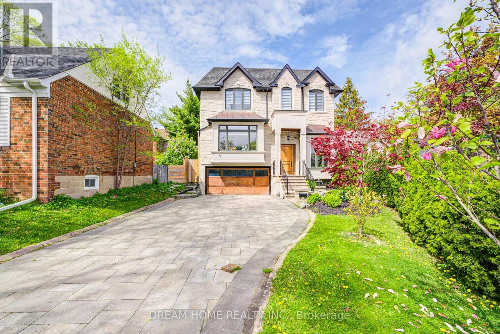 22 Leona Drive, Toronto, Ontario  M2N 4V5 - Photo 1 - C12152852