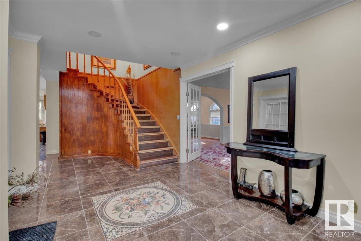 Property at 33 GLEN MEADOW CR image 1