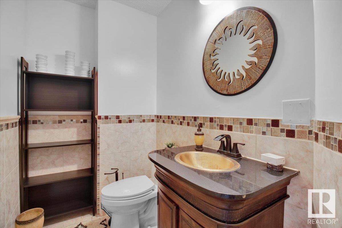 Property at 33 GLEN MEADOW CR image 4