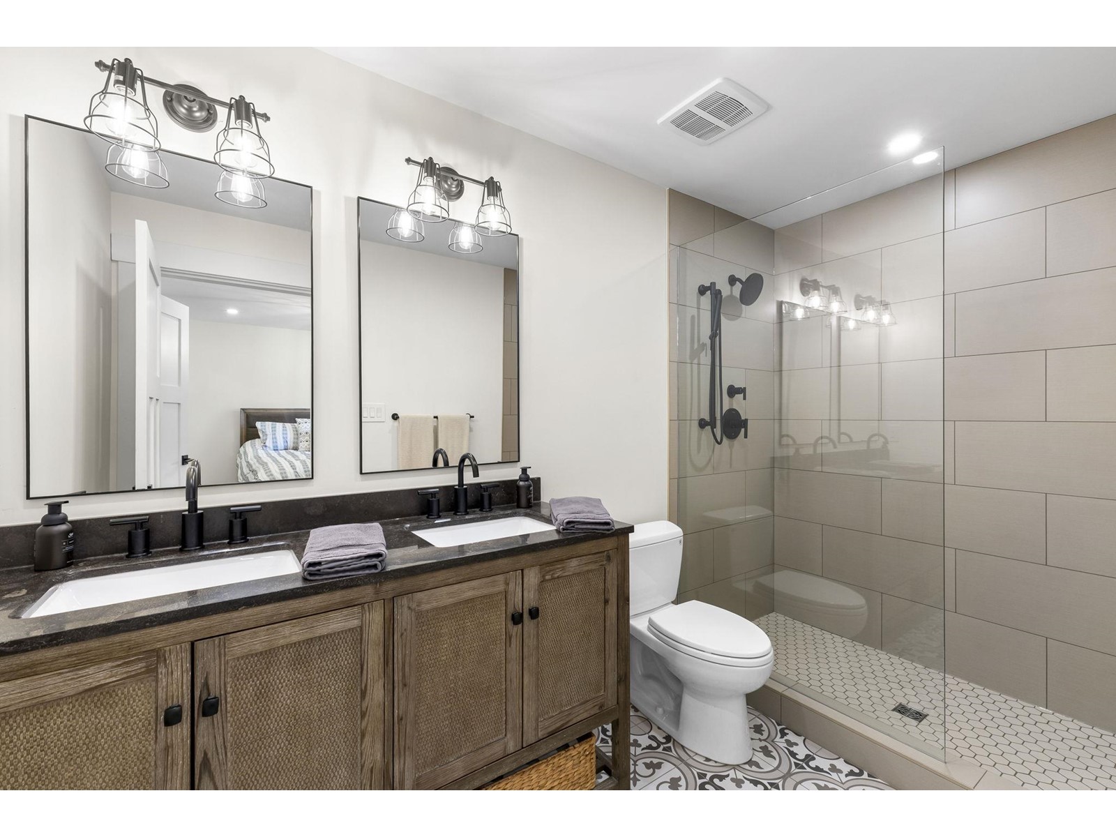 24633 56 Avenue, Langley, British Columbia  V2Z 1B9 - Photo 16 - R3000929