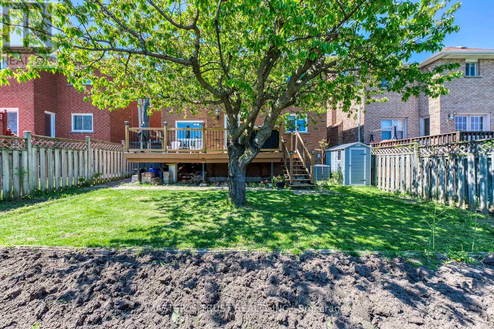 4370 Goldenrod Crescent, Mississauga, Ontario  L5V 1E3 - Photo 36 - W12152864