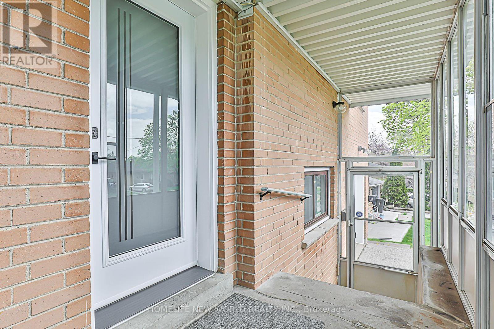 Property at 20 LADYWOOD DRIVE image 2