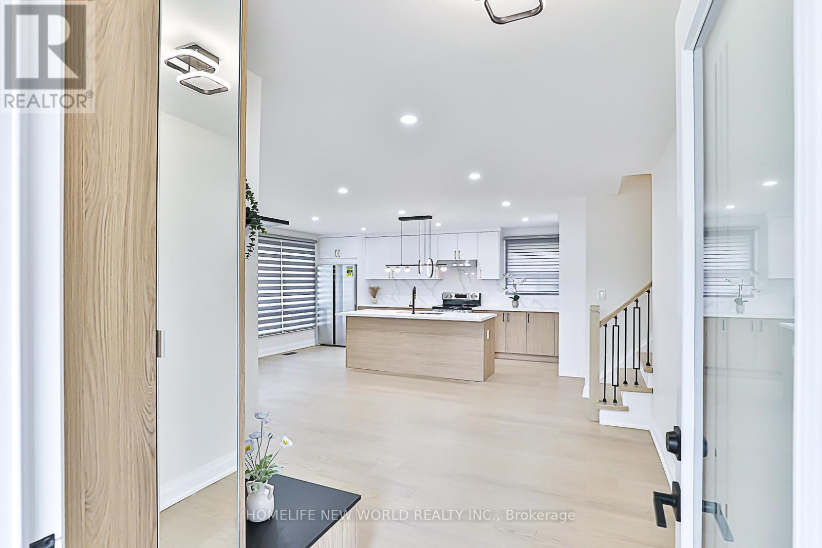 Property at 20 LADYWOOD DRIVE image 4