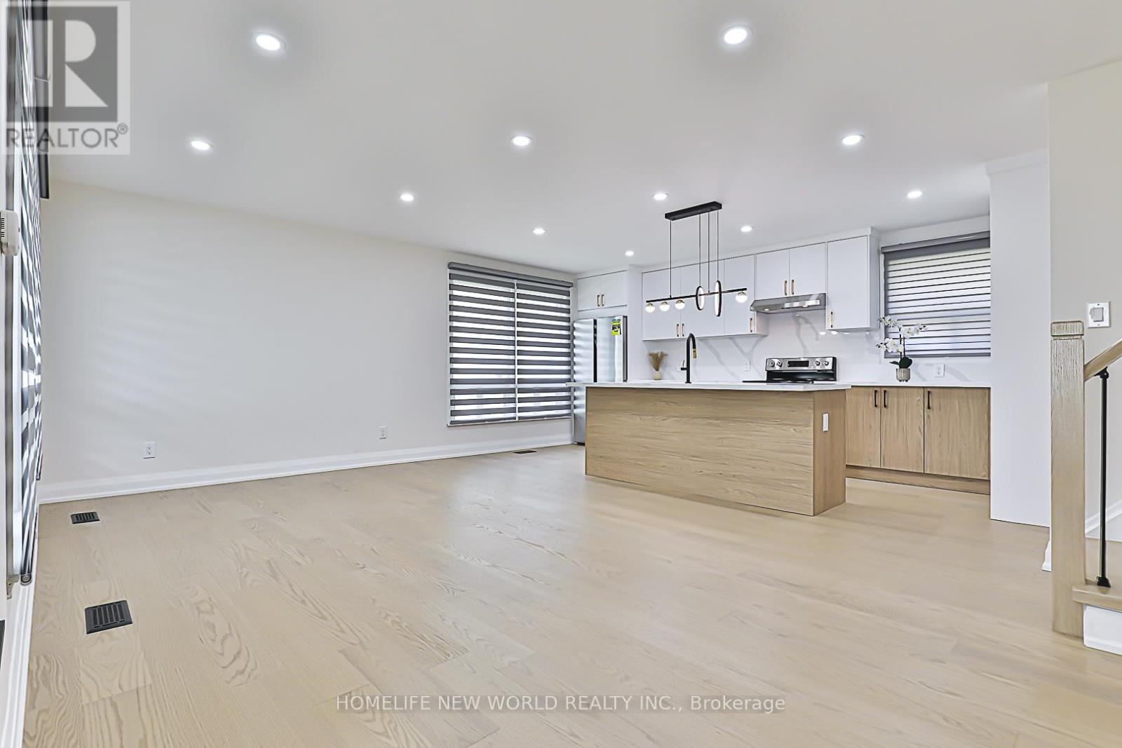 Property at 20 LADYWOOD DRIVE image 5