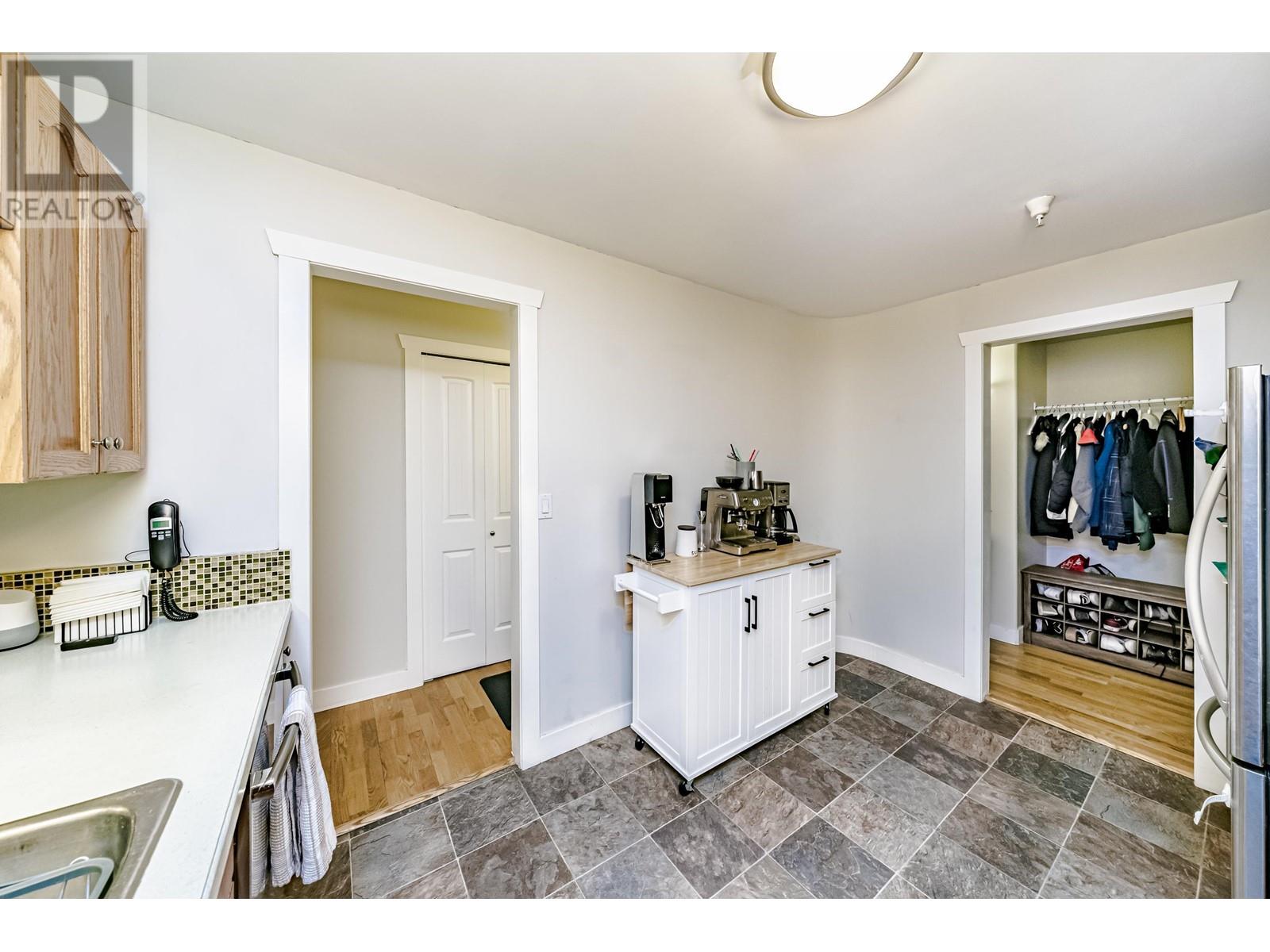 302 19241 Ford Road, Pitt Meadows, British Columbia  V3Y 2N4 - Photo 12 - R3003555