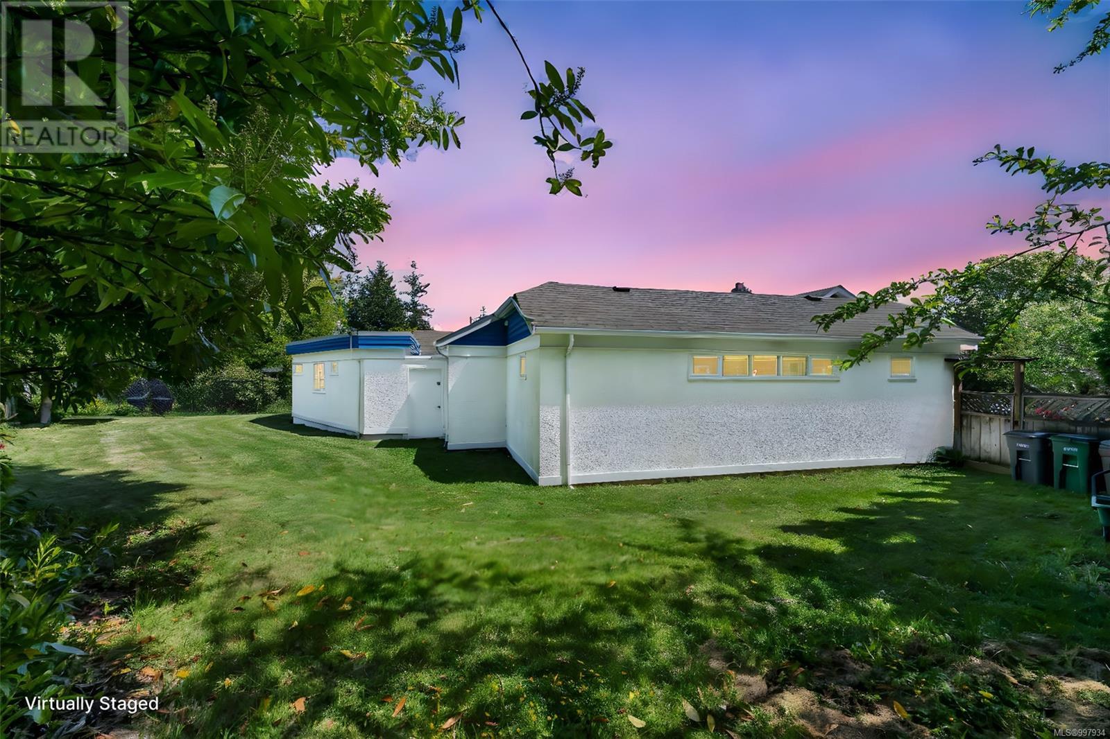 4216 Wakefield Pl, Saanich, British Columbia  V8N 6E5 - Photo 26 - 997934