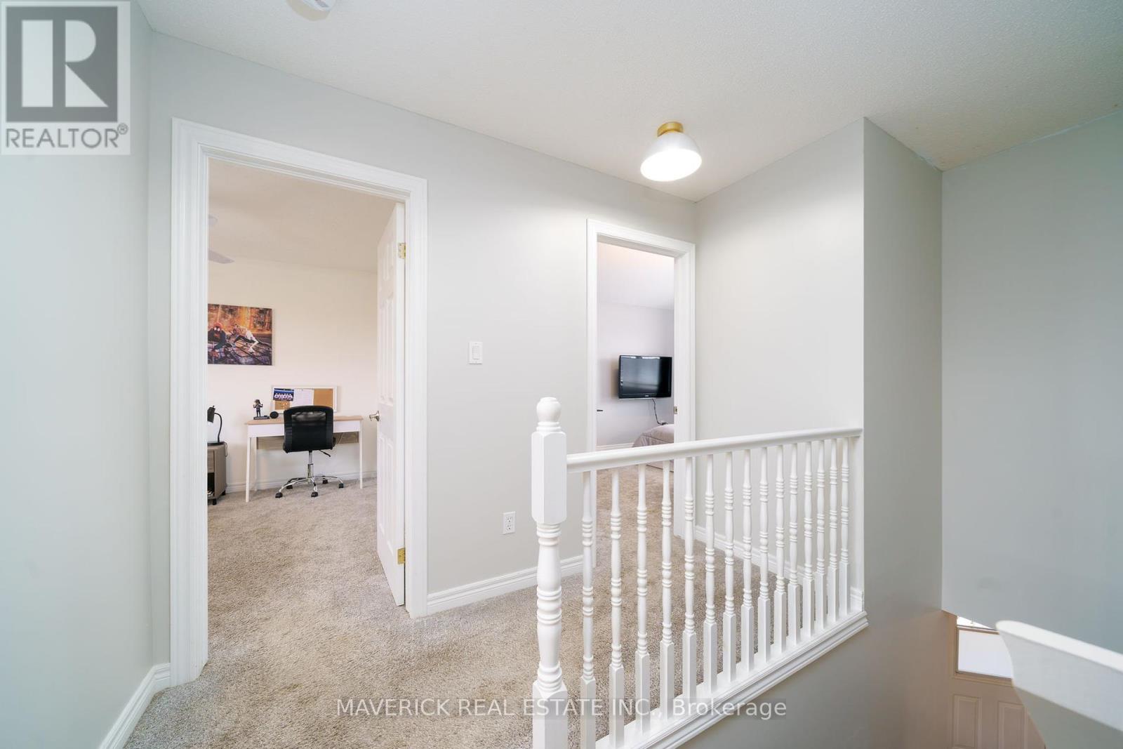 15 Mapleridge Crescent, Thames Centre (Dorchester), Ontario  N0L 1G3 - Photo 20 - X12152875