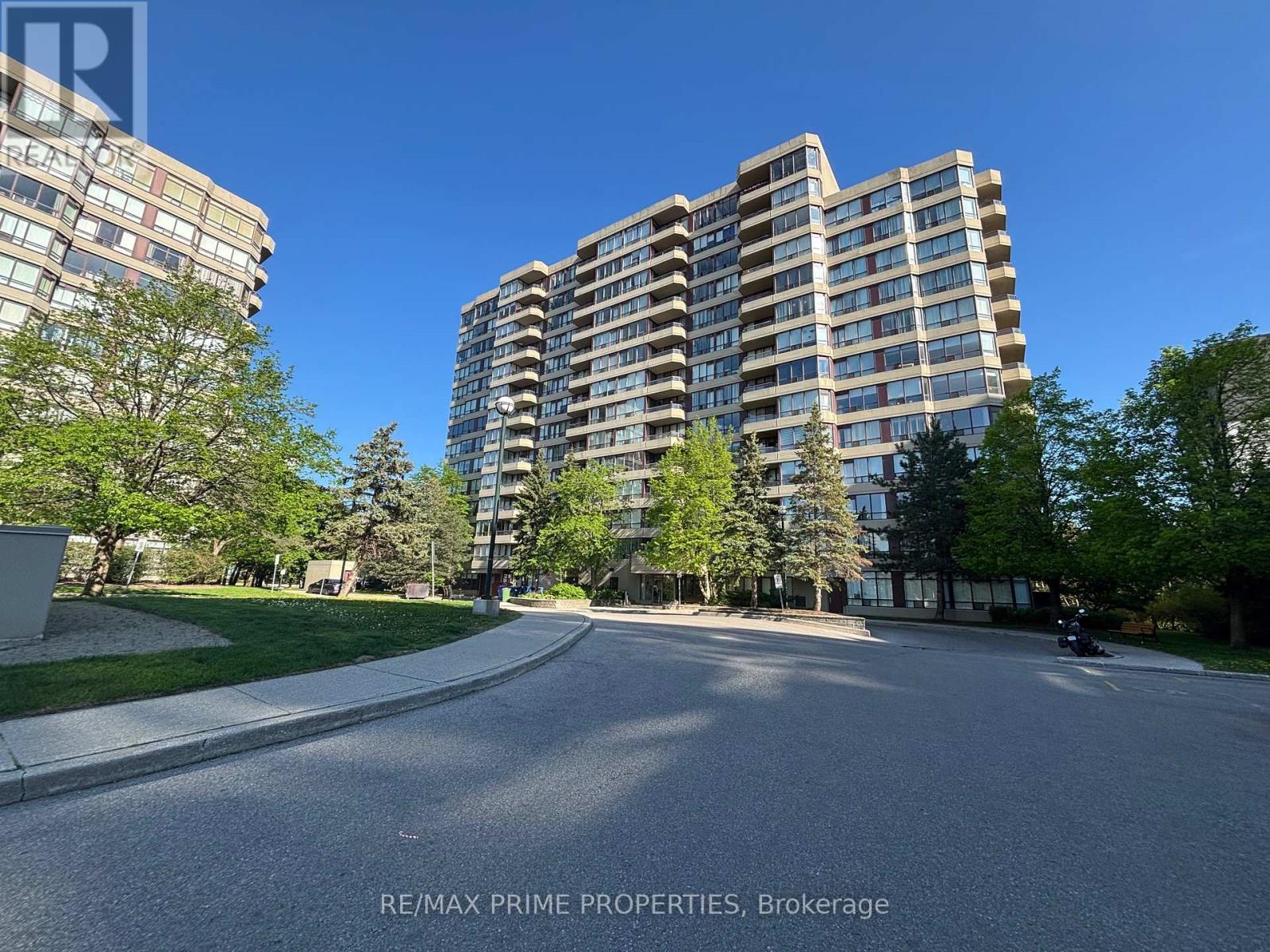 608 - 91 TOWNSGATE DRIVE, Vaughan, Ontario