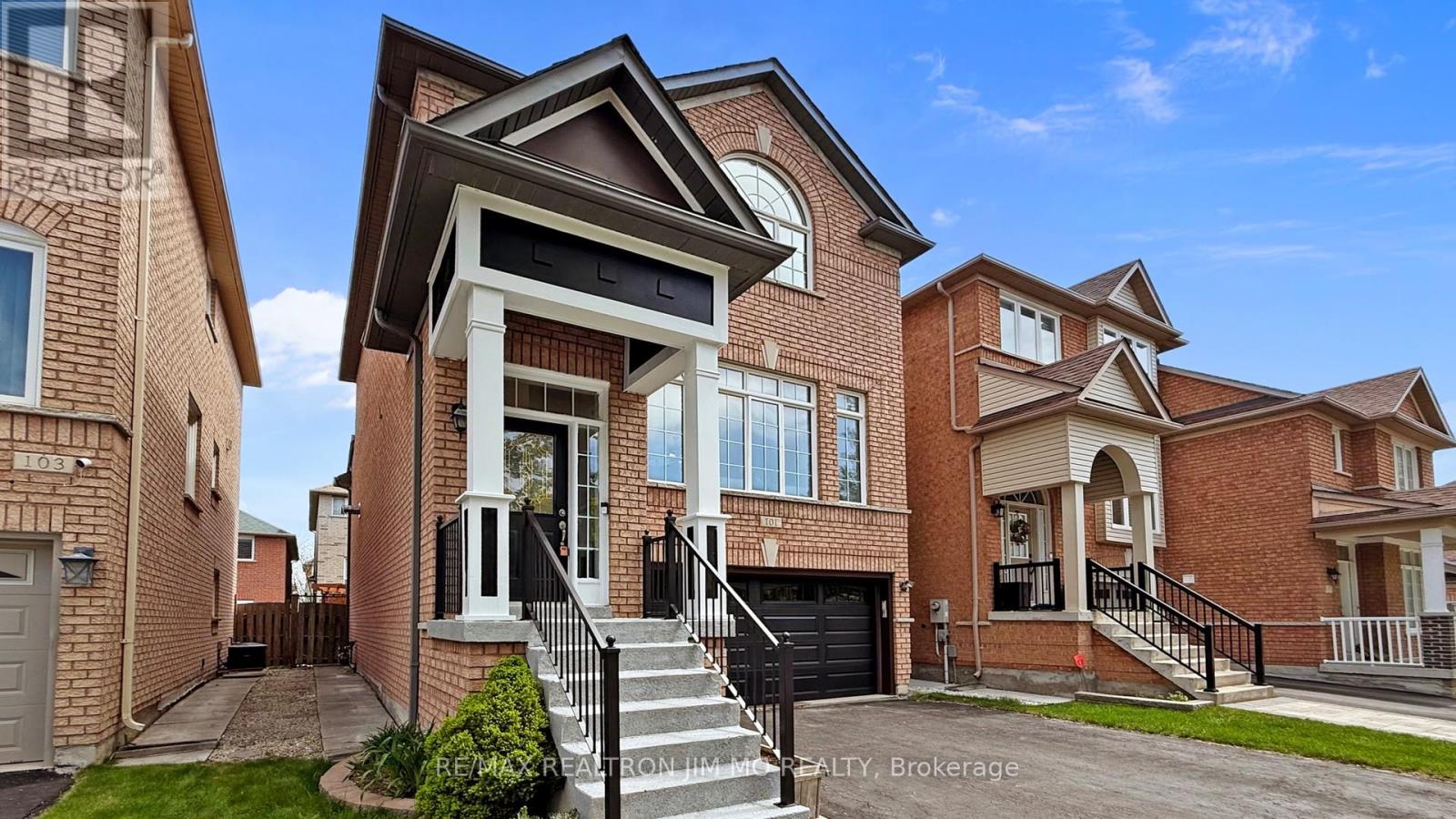 101 Orchard Hill Boulevard, Markham, Ontario  L6C 2M4 - Photo 4 - N12152881