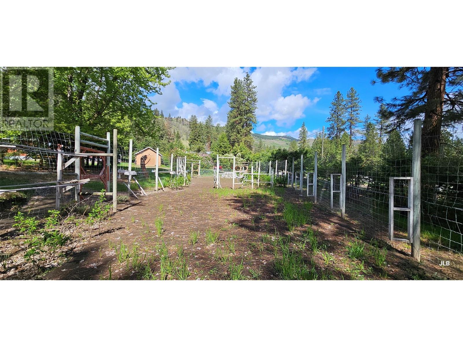 4180 Highway 3, Rock Creek, British Columbia  V0H 1Y0 - Photo 40 - 10347673