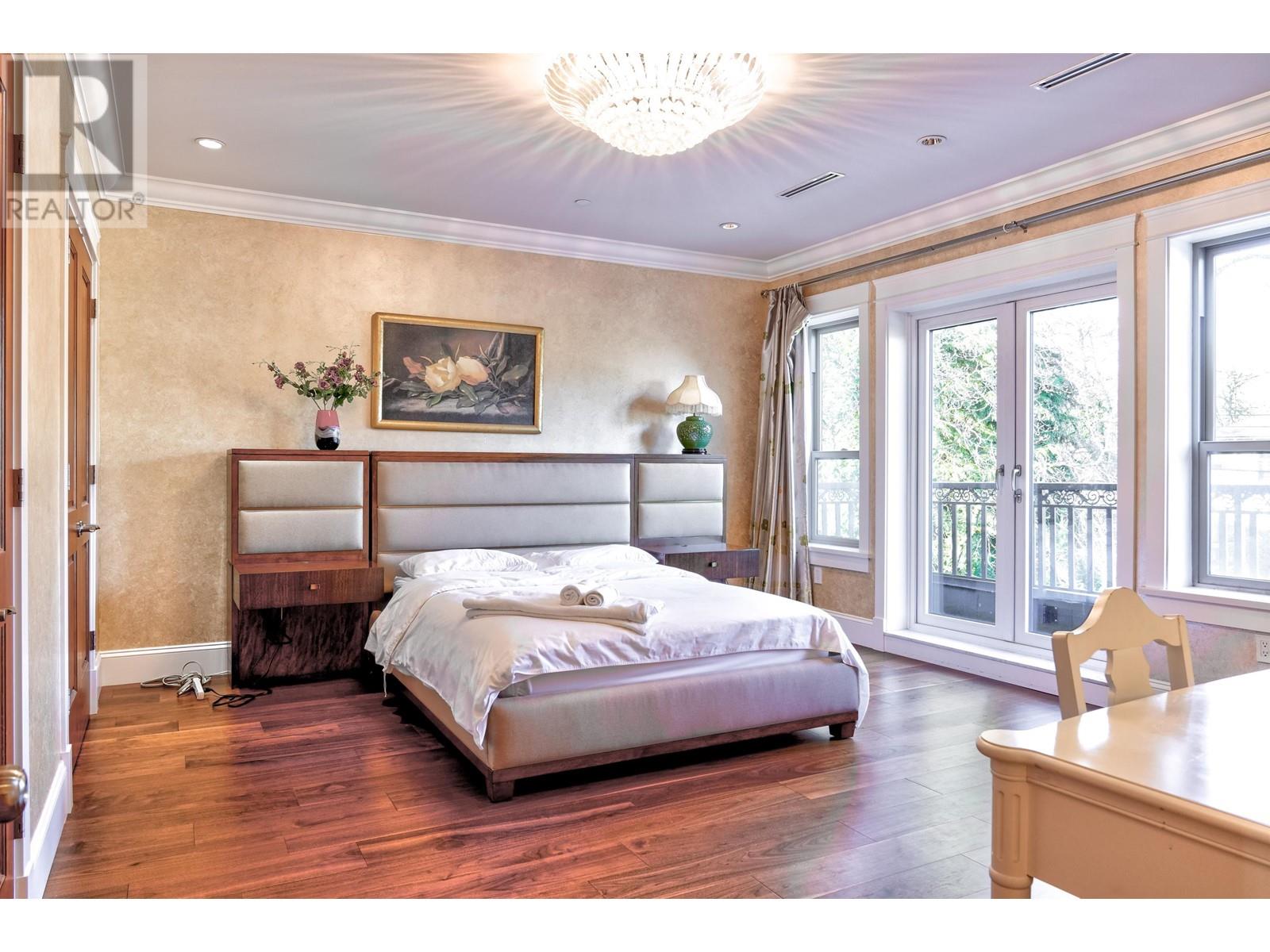 Listing Picture 25 of 40 : 2237 W 37TH AVENUE, Vancouver / 溫哥華 - 魯藝地產 Yvonne Lu Group - MLS Medallion Club Member