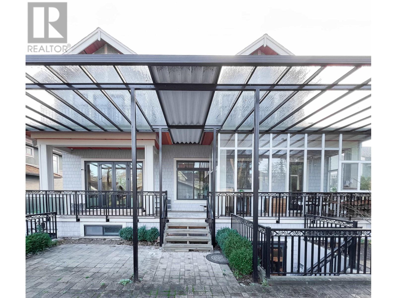 Listing Picture 22 of 40 : 2237 W 37TH AVENUE, Vancouver / 溫哥華 - 魯藝地產 Yvonne Lu Group - MLS Medallion Club Member