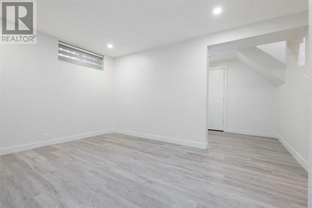 24 Erin Mount Crescent Se, Calgary, Alberta  T2B 2S3 - Photo 20 - A2221438