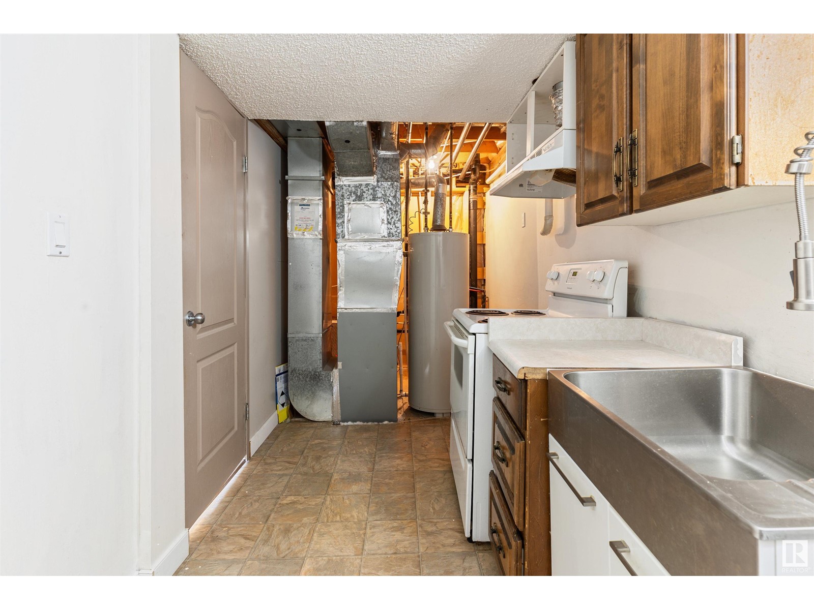 16907 103 St Nw Nw, Edmonton, Alberta  T5X 4L5 - Photo 36 - E4436806