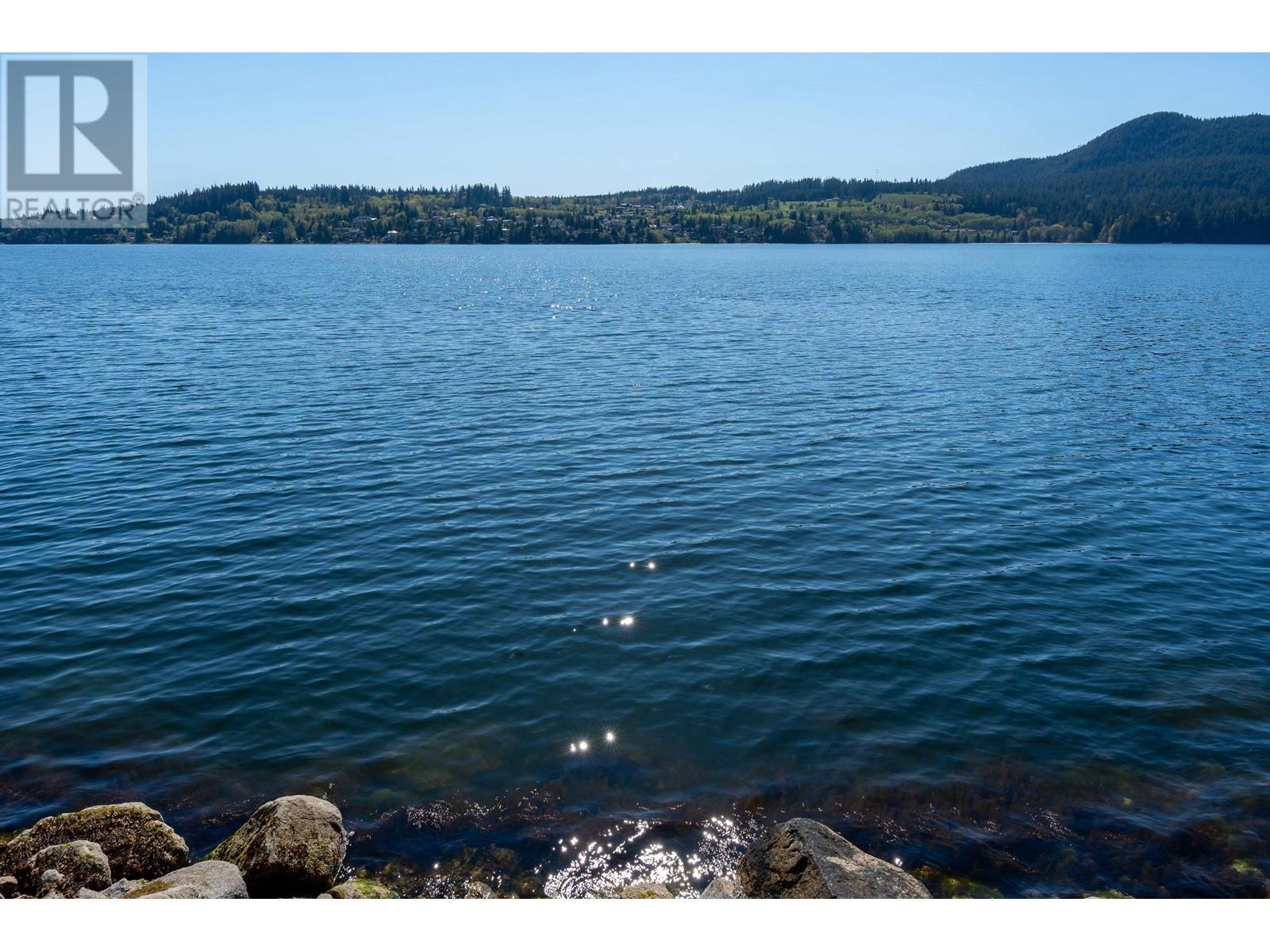 6037 Sandy Hook Road, Sechelt, British Columbia  V7Z 0C9 - Photo 4 - R2995955