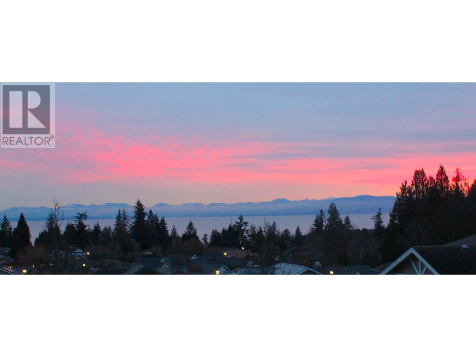 5683 Emily Way, Sechelt, British Columbia  V7Z 0N5 - Photo 38 - R2997817