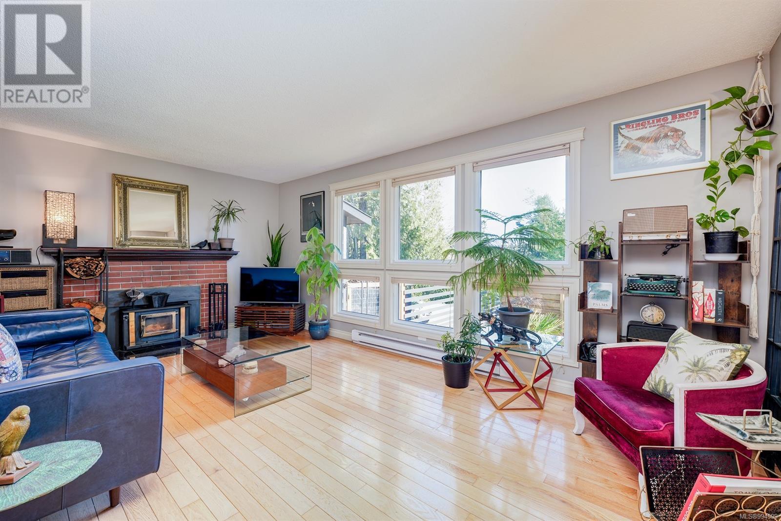 Property at 2392 Otter Point Rd image 3