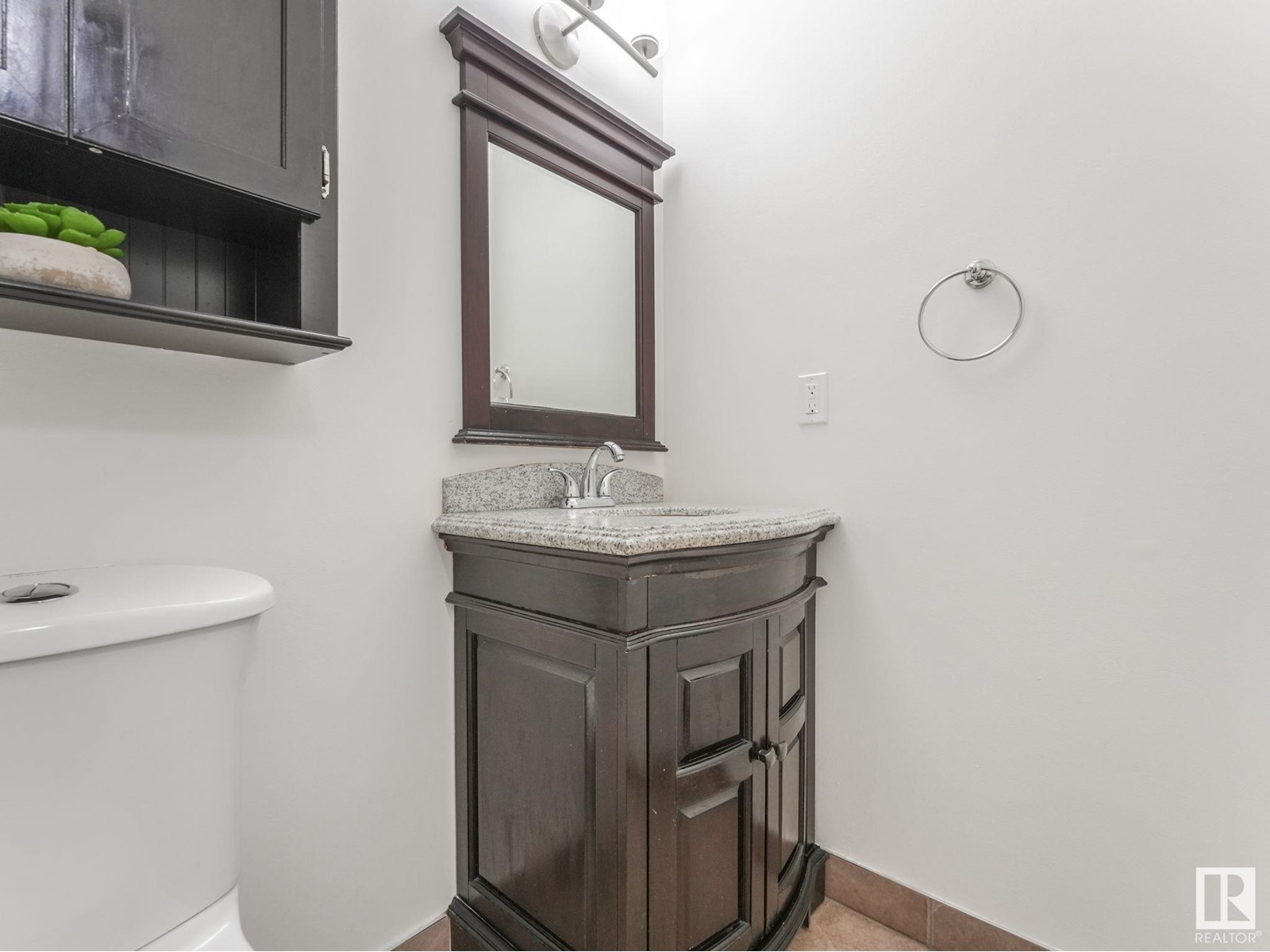Property at #117 16344 109 ST NW image 2
