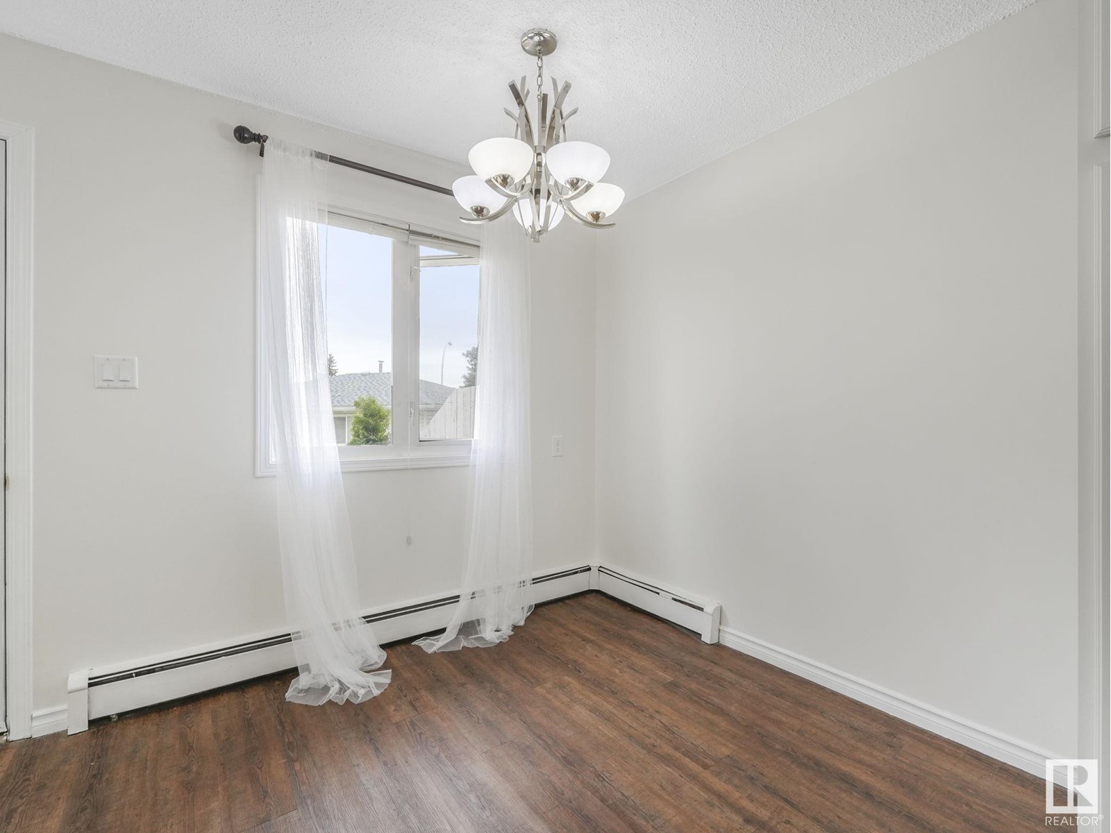 Property at #117 16344 109 ST NW image 1