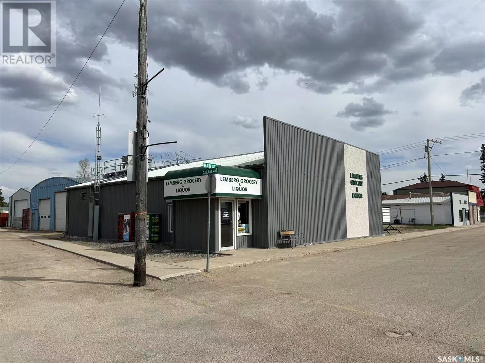 Property at 323 Main STREET image 3