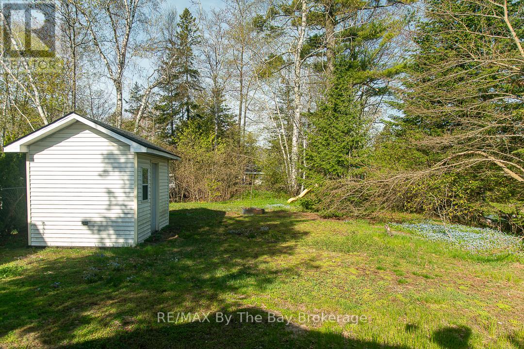 28 60th Street S, Wasaga Beach, Ontario  L9Z 1V9 - Photo 13 - S12152935