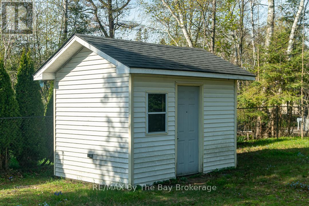28 60th Street S, Wasaga Beach, Ontario  L9Z 1V9 - Photo 14 - S12152935