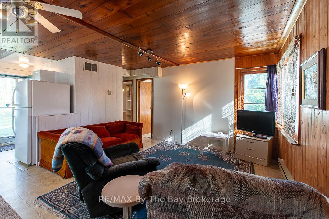 28 60th Street S, Wasaga Beach, Ontario  L9Z 1V9 - Photo 15 - S12152935