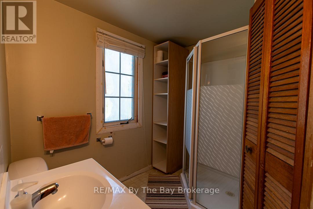 28 60th Street S, Wasaga Beach, Ontario  L9Z 1V9 - Photo 17 - S12152935