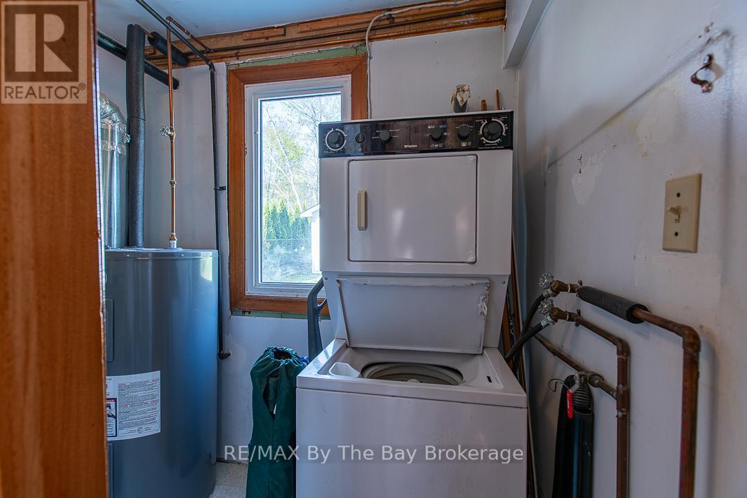 28 60th Street S, Wasaga Beach, Ontario  L9Z 1V9 - Photo 18 - S12152935