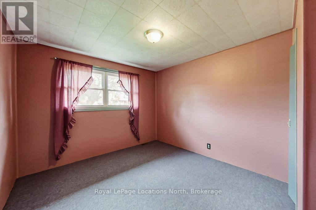141 Gardiner Street, Meaford, Ontario  N4L 1W6 - Photo 15 - X12152937