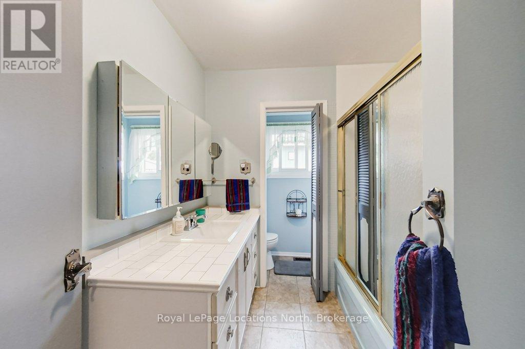 141 Gardiner Street, Meaford, Ontario  N4L 1W6 - Photo 17 - X12152937