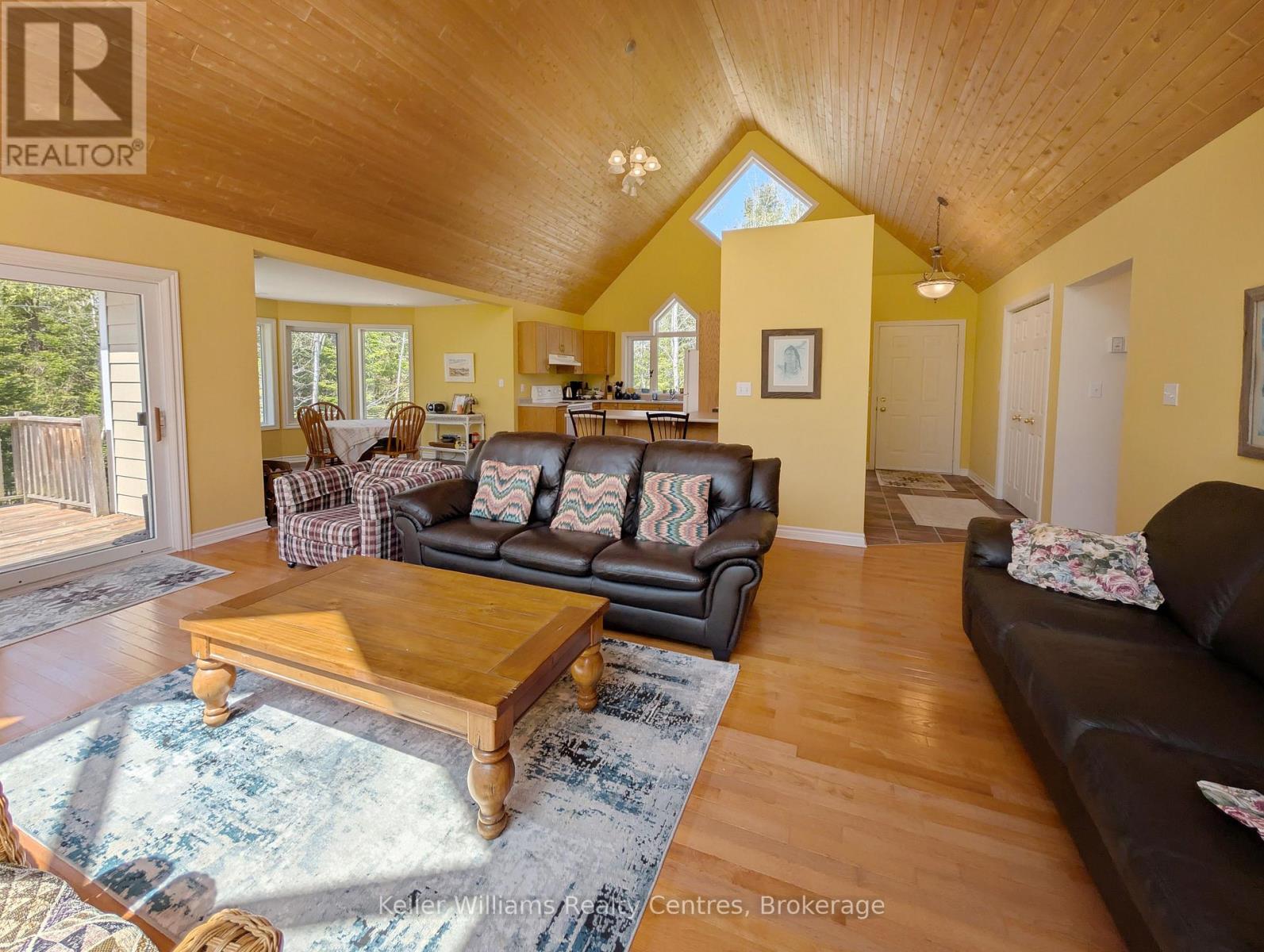 39 Lakewood Country Lane, Northern Bruce Peninsula, Ontario  N0H 1W0 - Photo 12 - X12152946